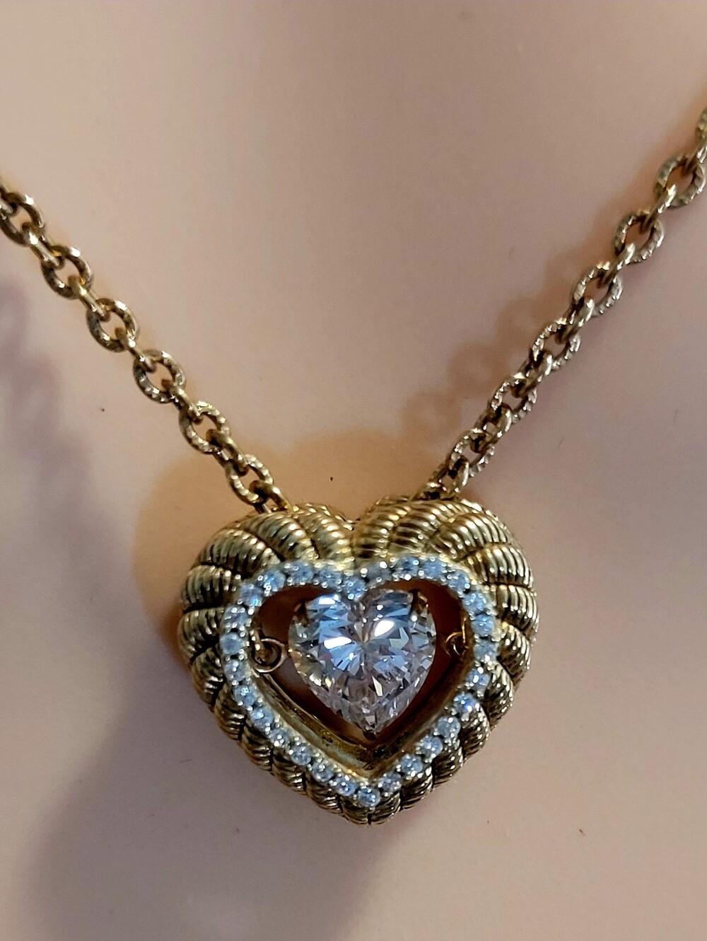 Judith Ripka Heart-shaped Twinkle Diamonique Pendant. Dancing Diamond. - Picture 6 of 14